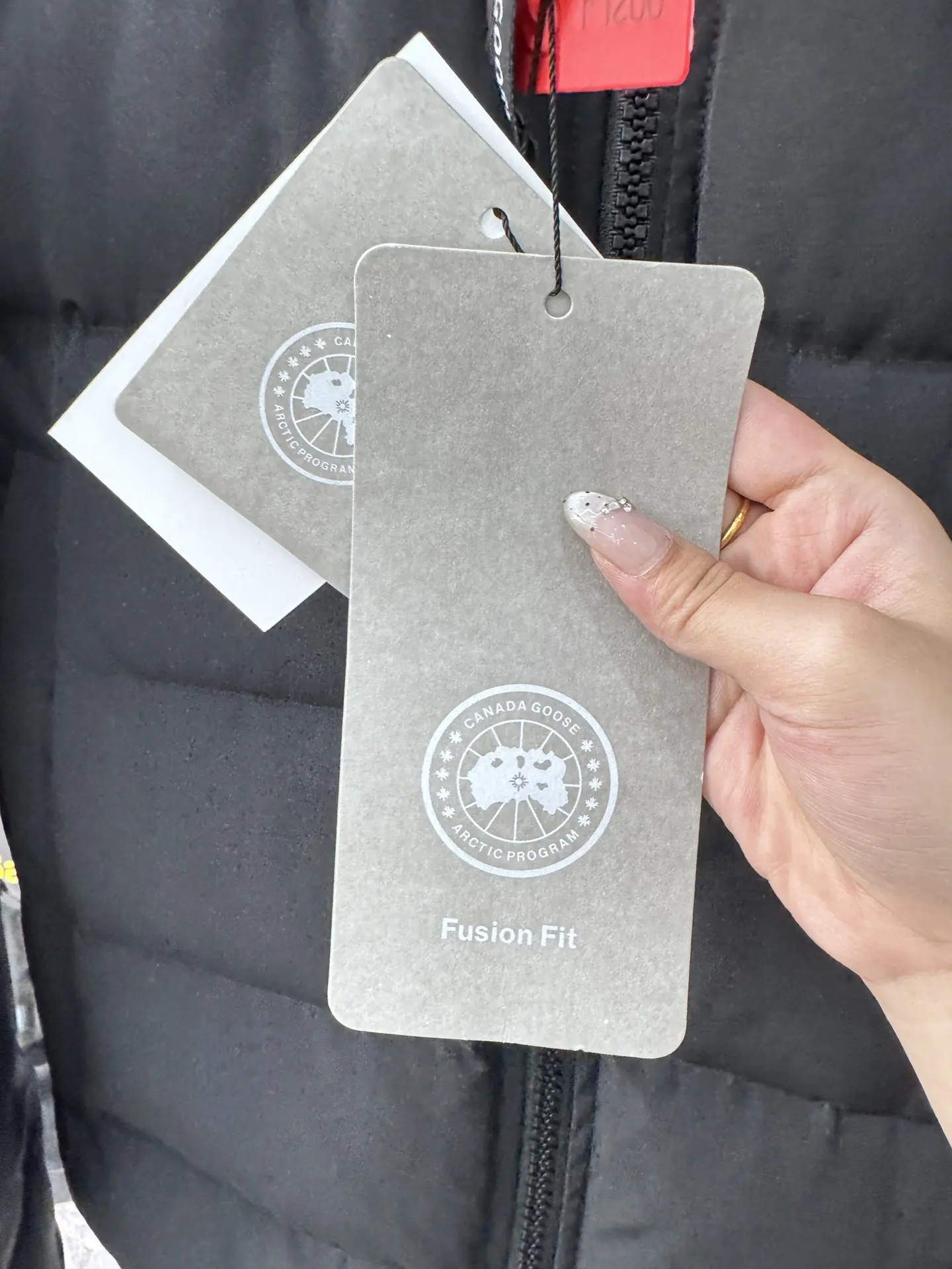 Canada Goose Quilted Down Bomber Jacket D52020969 — view 6