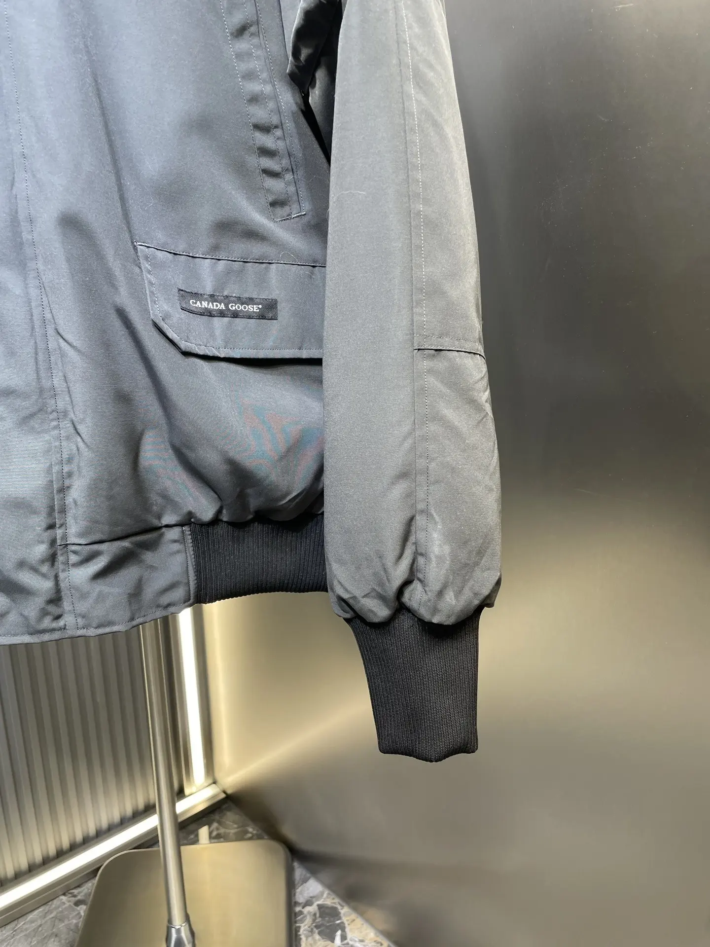 Chilliwack Fur-Trimmed Down Bomber Jacket D53020952 — view 4