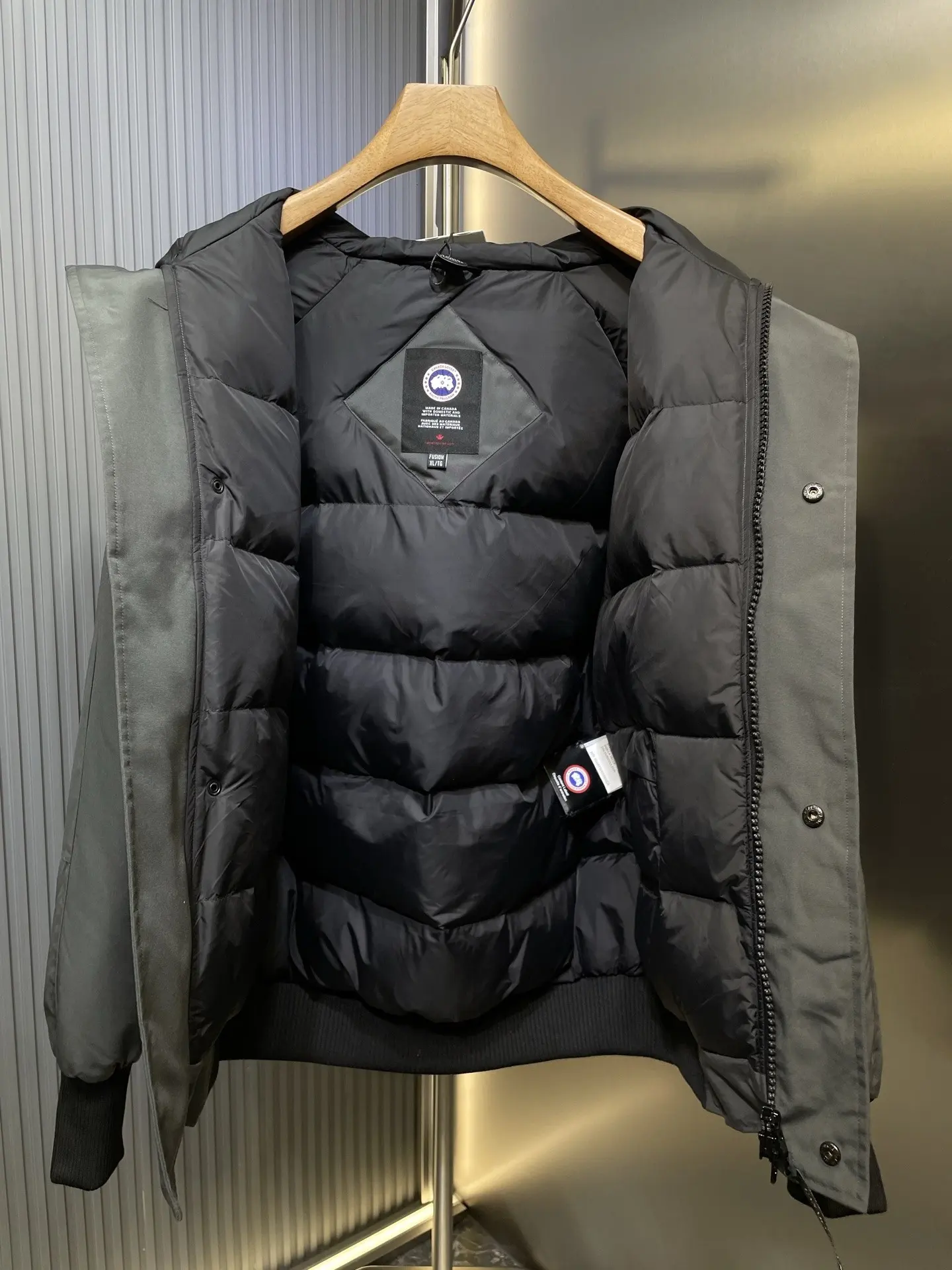Chilliwack Fur-Trimmed Down Bomber Jacket D53020952 — view 8