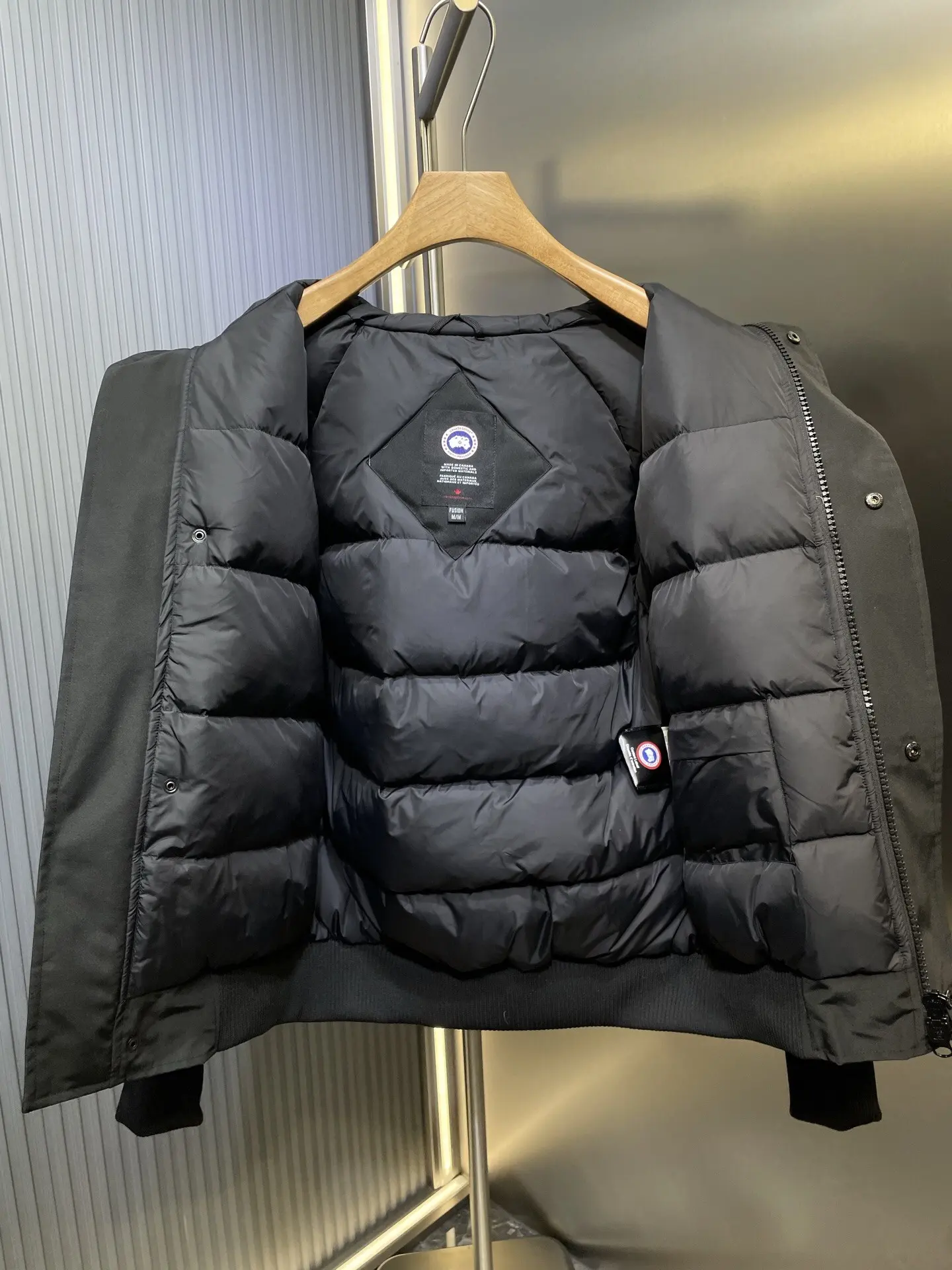 Chilliwack Fur-Trimmed Down Bomber Jacket D53020951 — view 7