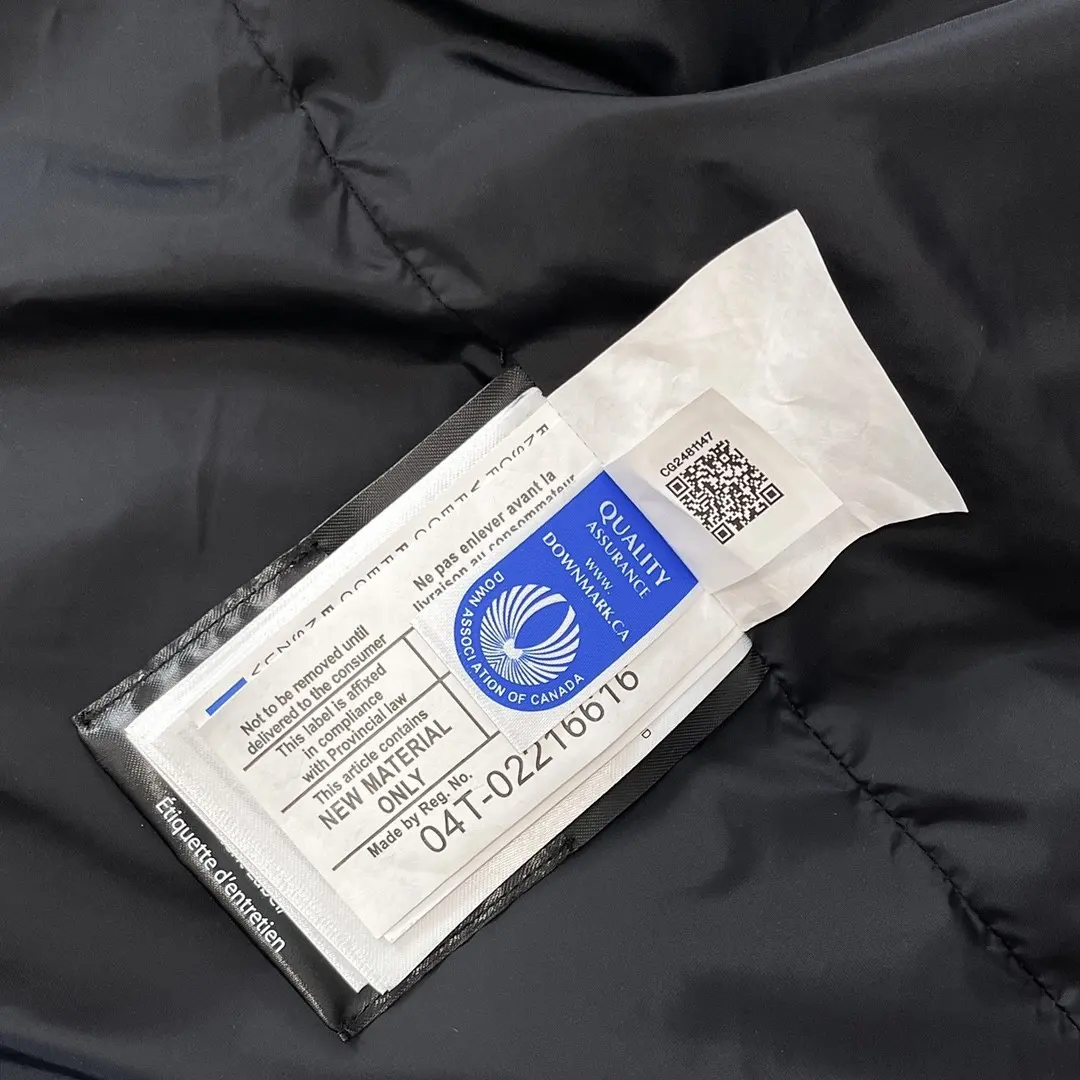 Fur-Trimmed Down-Filled Puffer Jacket D54020939 — view 8