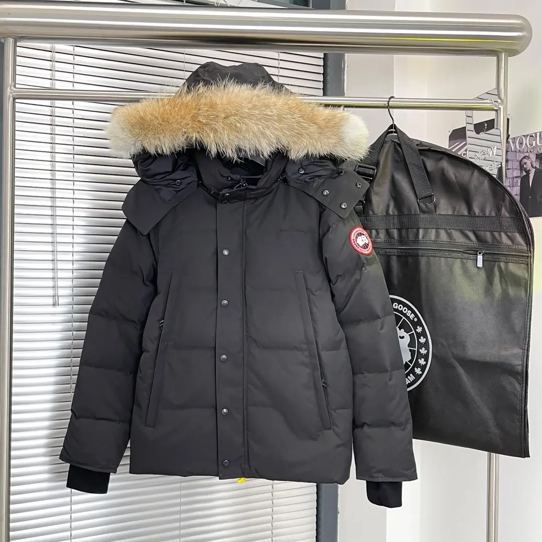 Fur-Trimmed Down-Filled Puffer Jacket D54020937