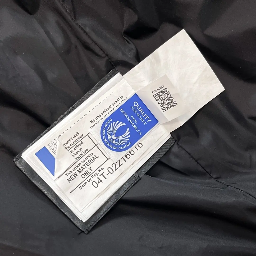 Fur-Trimmed Down-Filled Puffer Jacket D54020937 — view 8