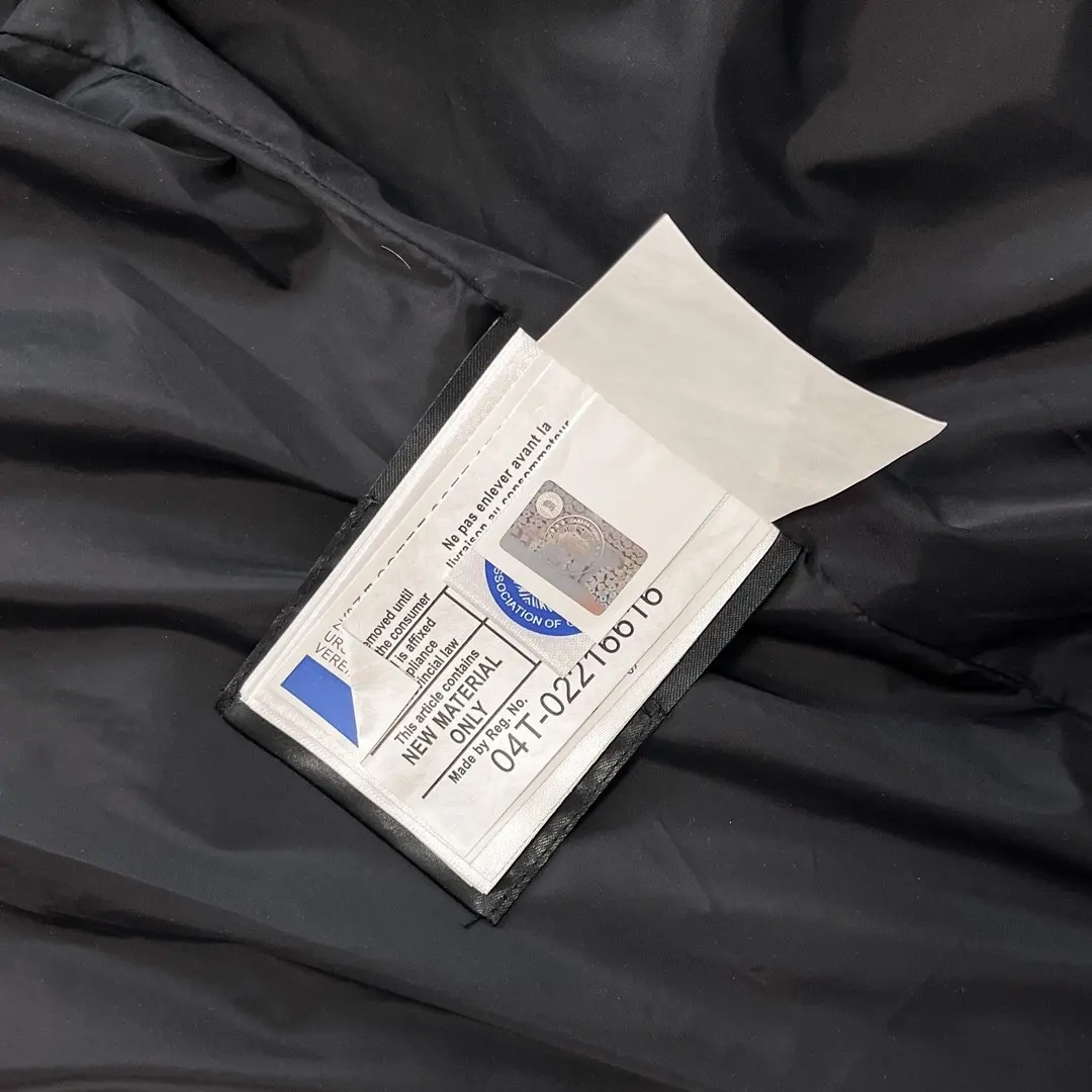 Fur-Trimmed Down-Filled Puffer Jacket D54020937 — view 9