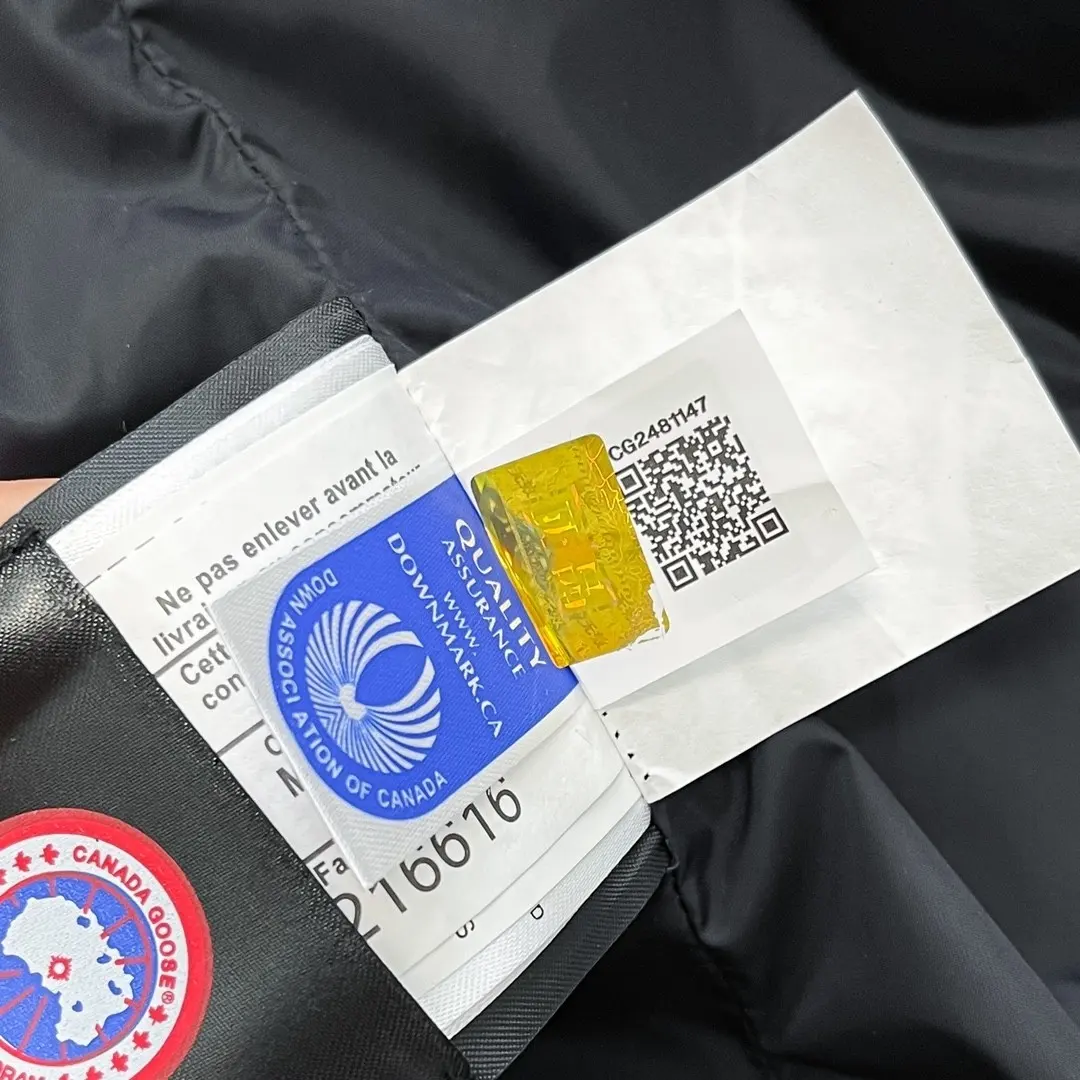 Canada Goose Fur-Trimmed Down Puffer Jacket D54020938 — view 9