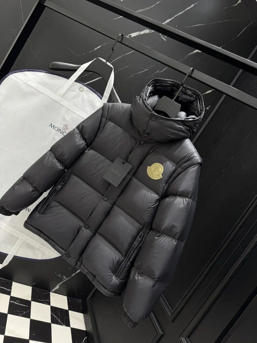 Hooded Down Puffer Jacket with Detachable Sleeves D57020874 — view 3