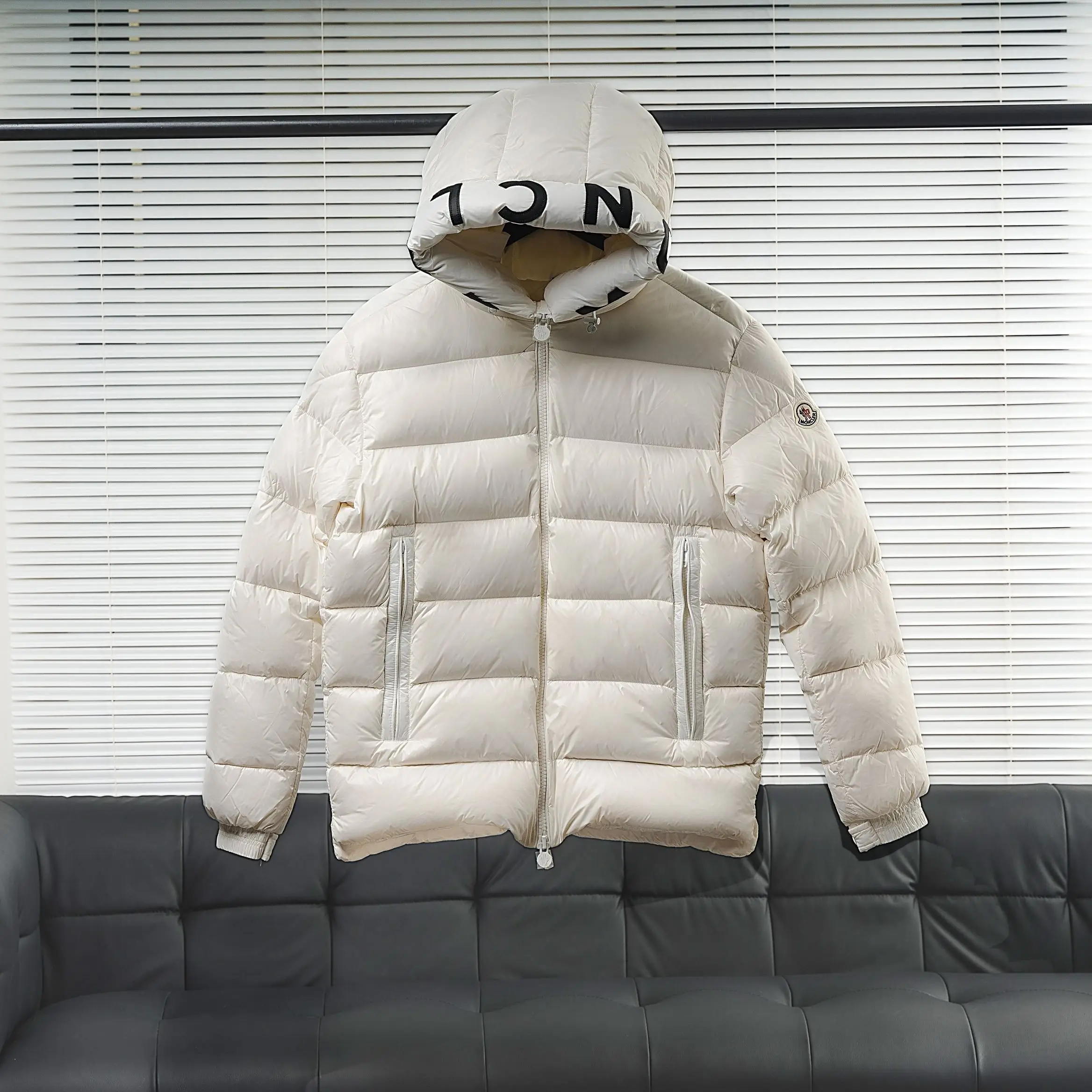 Salzman Hooded Down-Filled Puffer Jacket D57020972 — view 5