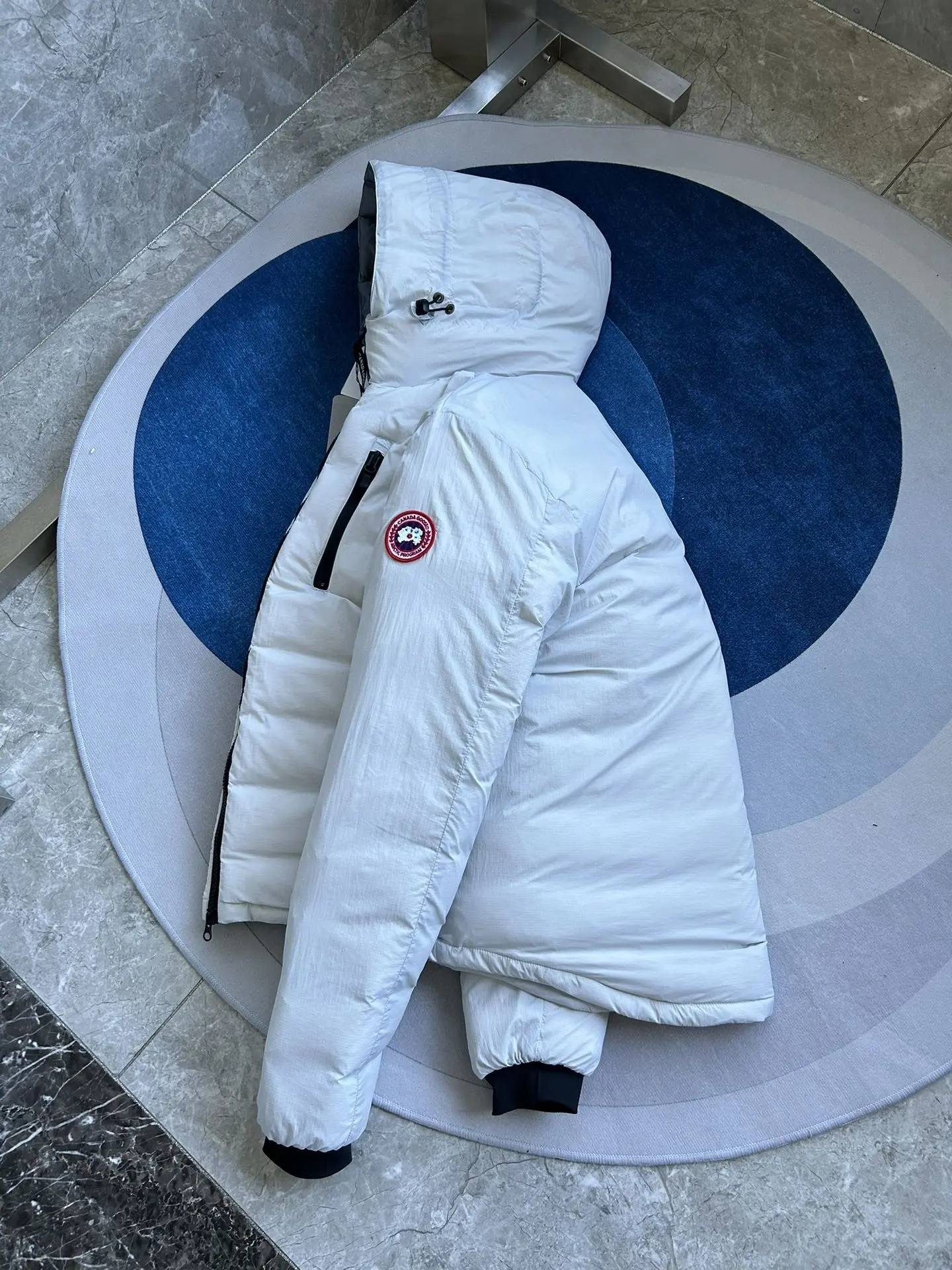 Lightweight Hooded Down Puffer Jacket D59020970 — view 5