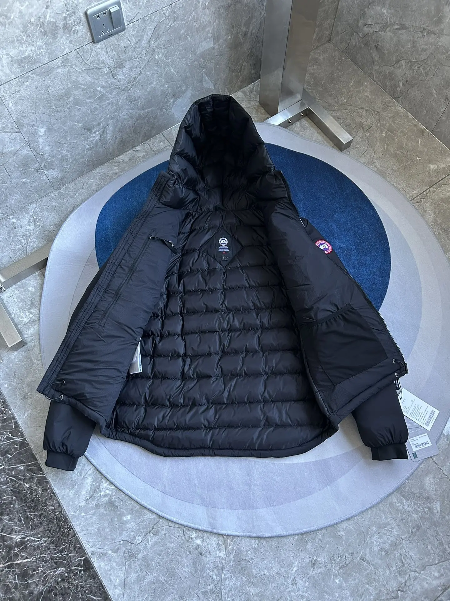Lightweight Down-Filled Puffer Jacket D59020971 — view 3
