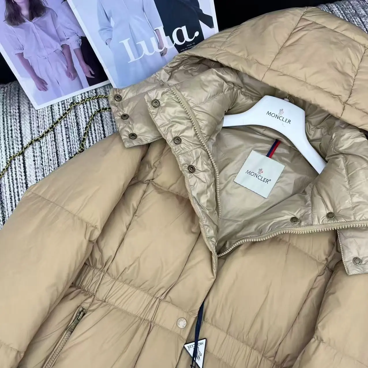 Hooded Drawstring Waist Down Puffer Jacket D59020888 — view 4
