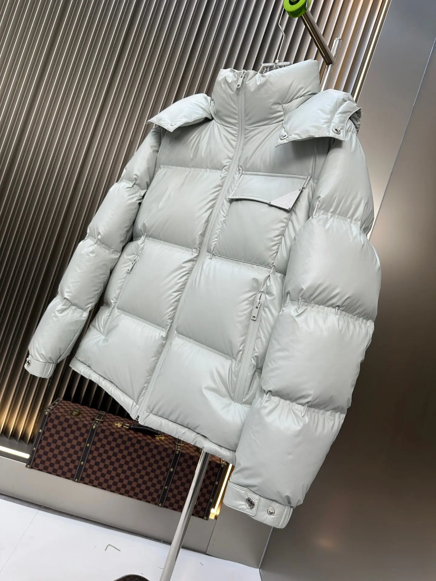 Hooded Down-Filled Puffer Jacket D59020886 — view 3