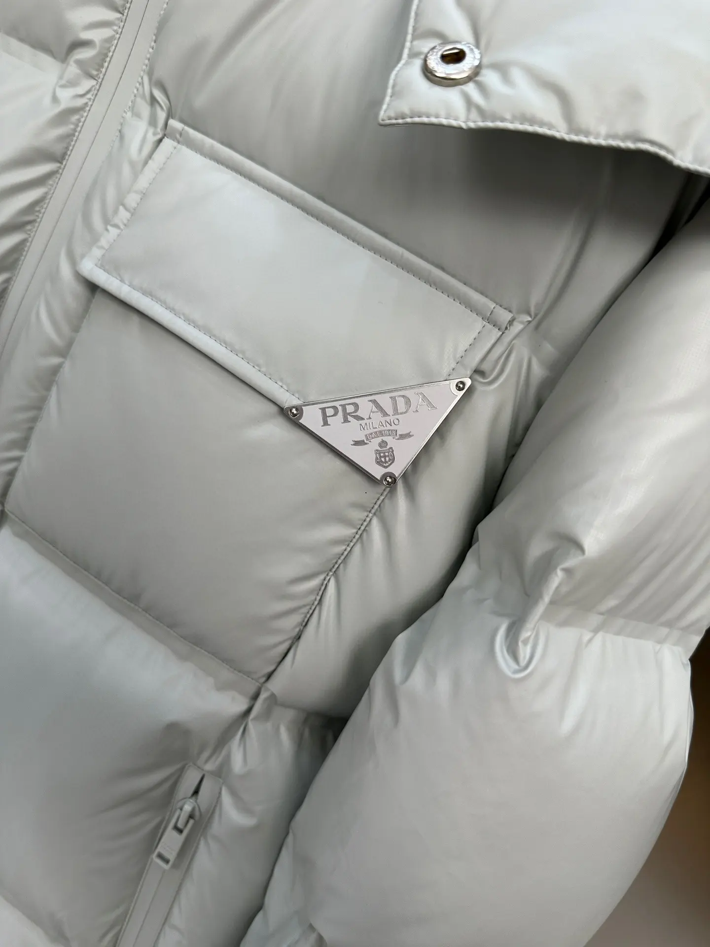 Hooded Down-Filled Puffer Jacket D59020886 — view 4