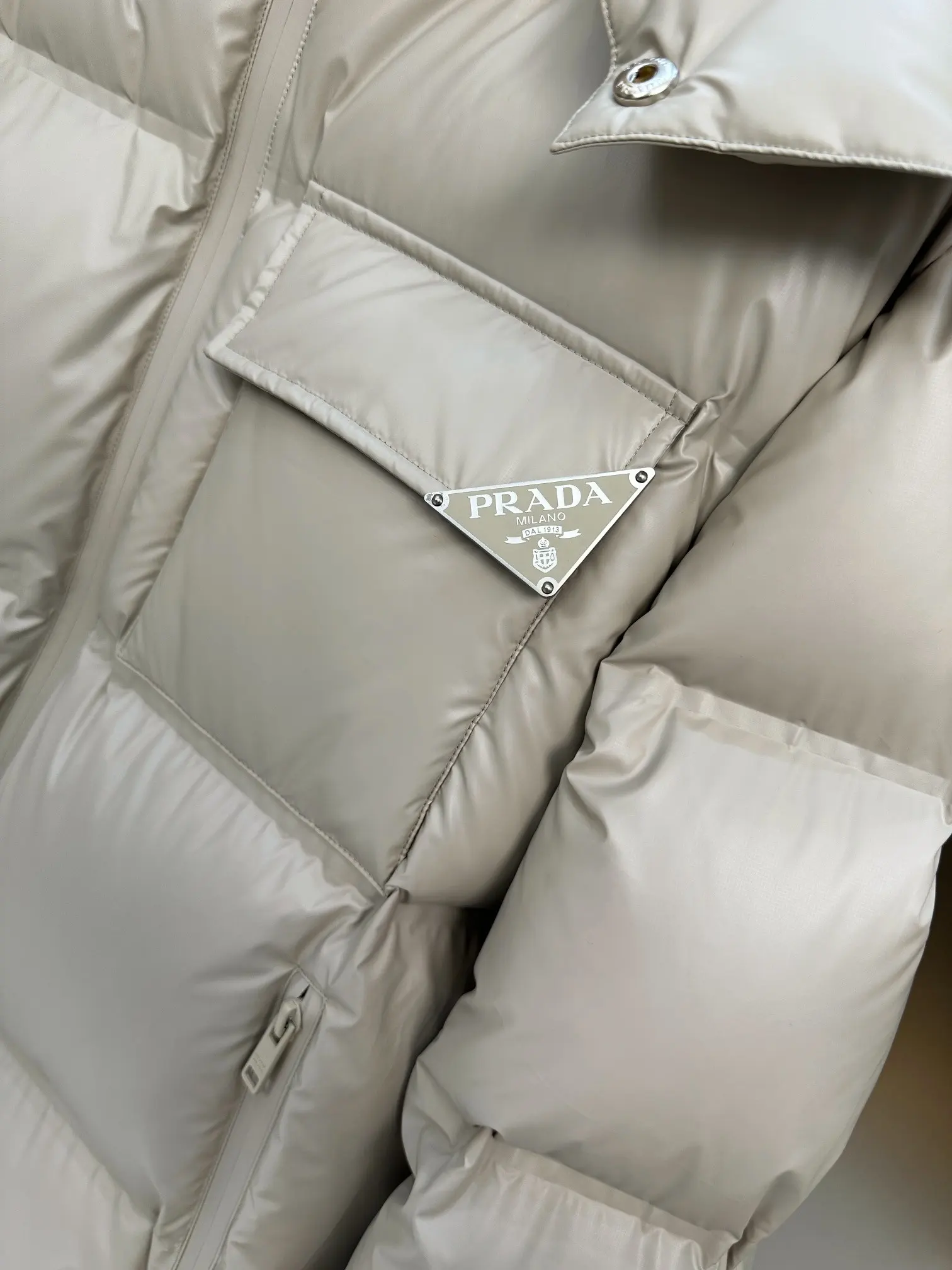 Hooded Down-Filled Puffer Jacket D59020885 — view 5