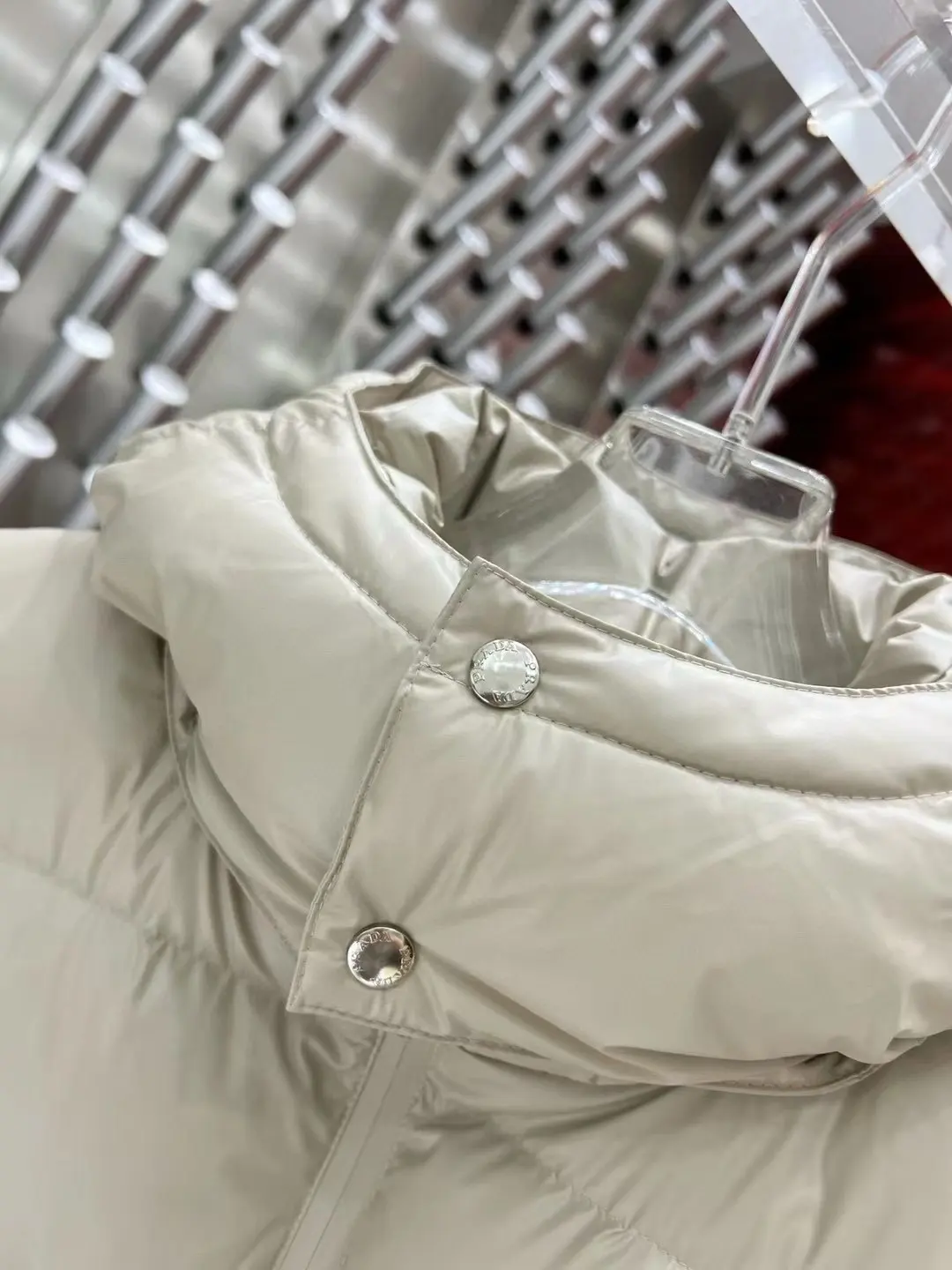 Hooded Down-Filled Puffer Jacket D59020978 — view 4
