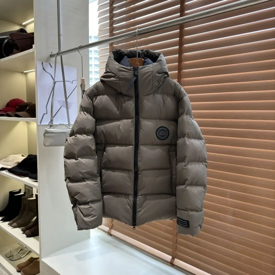 Black Label Hooded Down Puffer Jacket D60020935