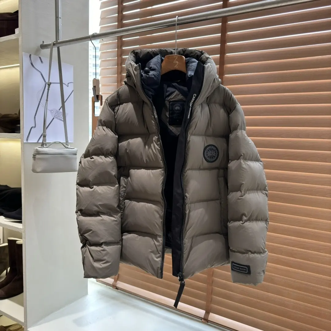 Black Label Hooded Down Puffer Jacket D60020935 — view 4