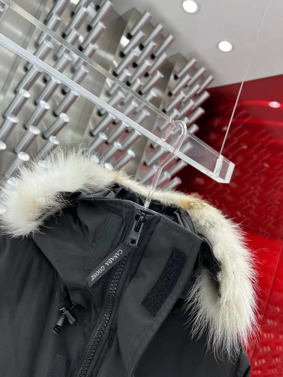 Canada Goose Fur-Trimmed Down Parka D60020956 — view 6