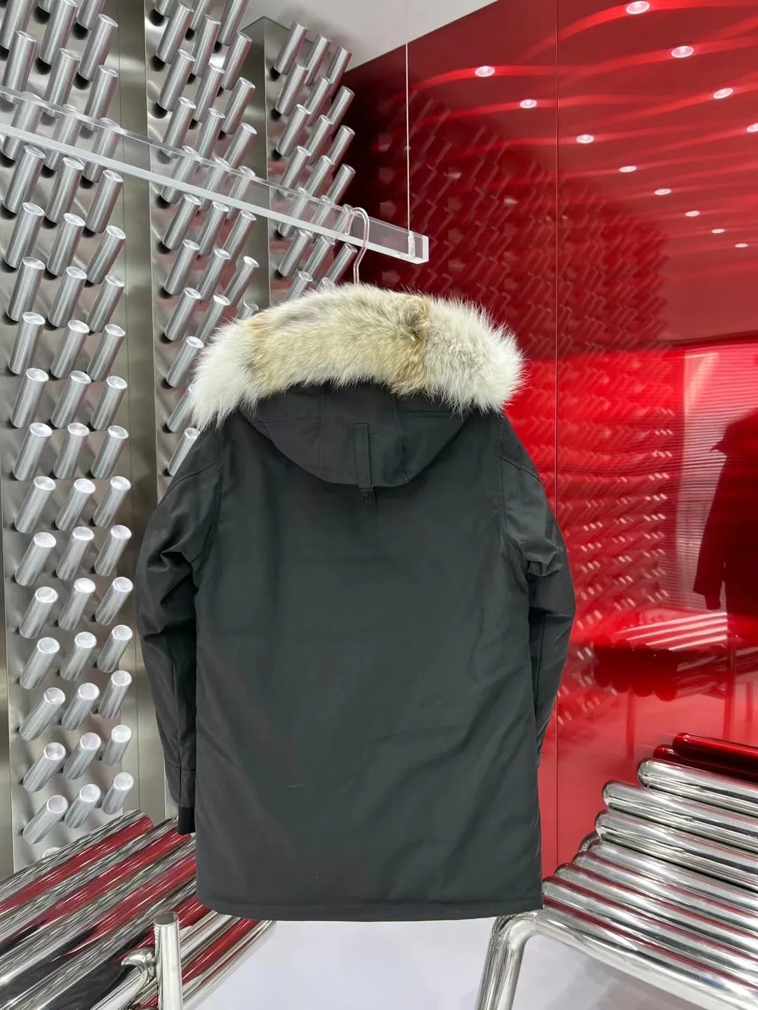 Canada Goose Fur-Trimmed Down Parka D60020956 — view 8