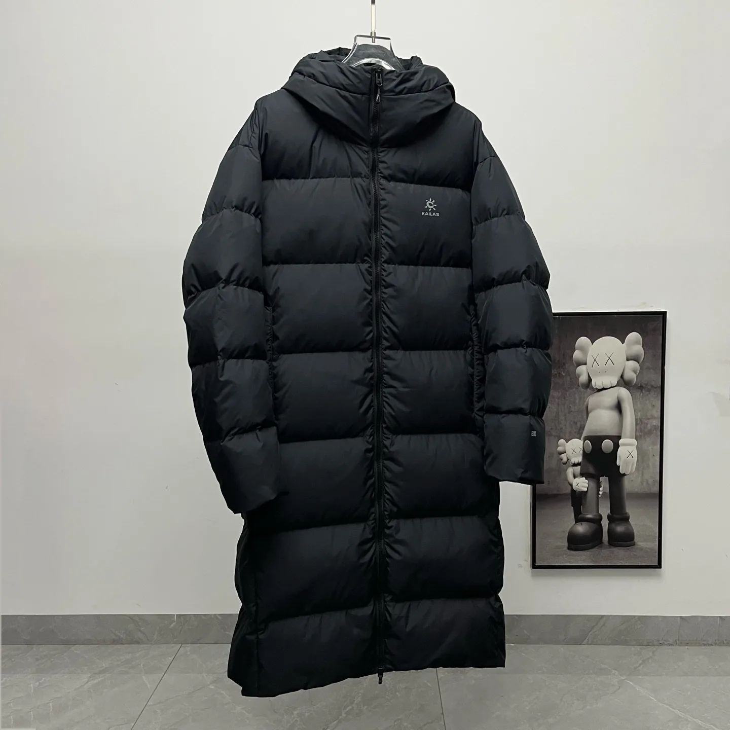 Whistler Longline Hooded Down Parka D60019028 — view 4