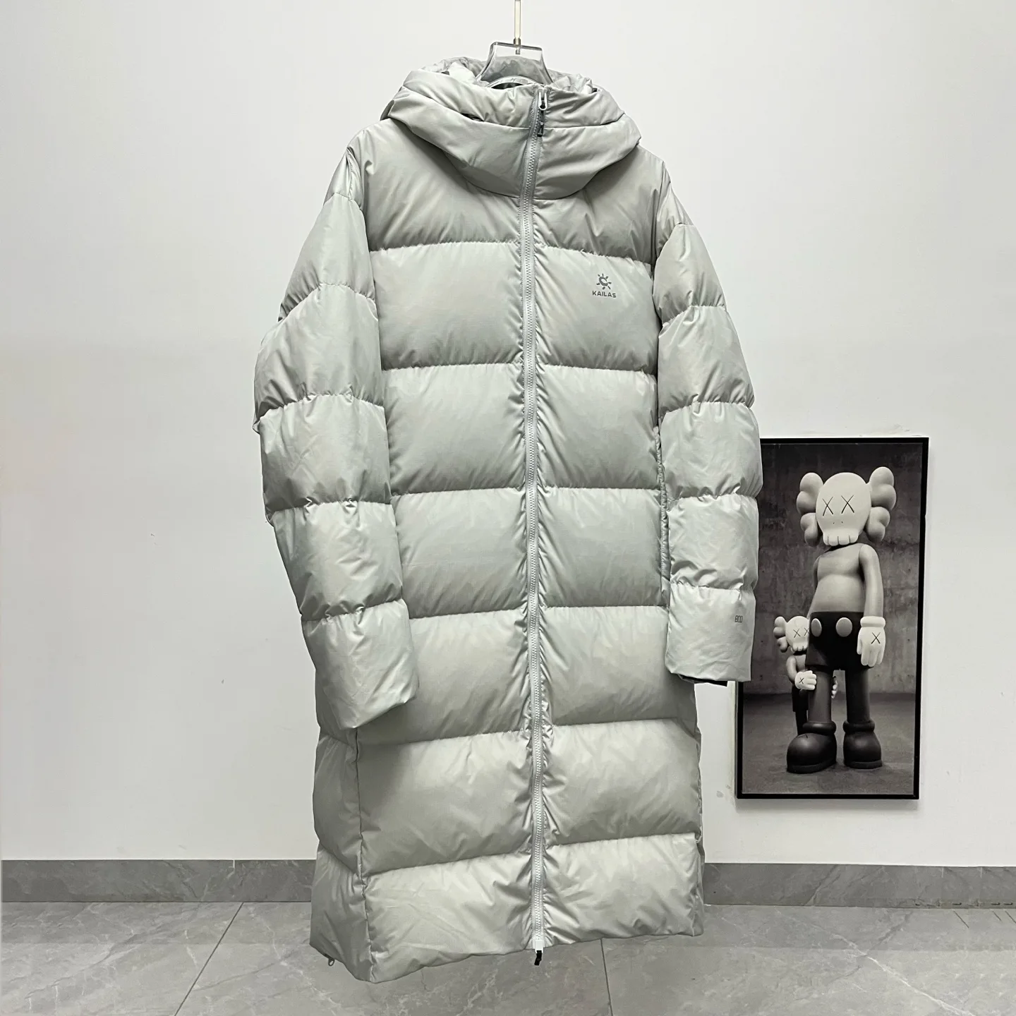 Whistler Longline Hooded Down Parka D60019029 — view 4