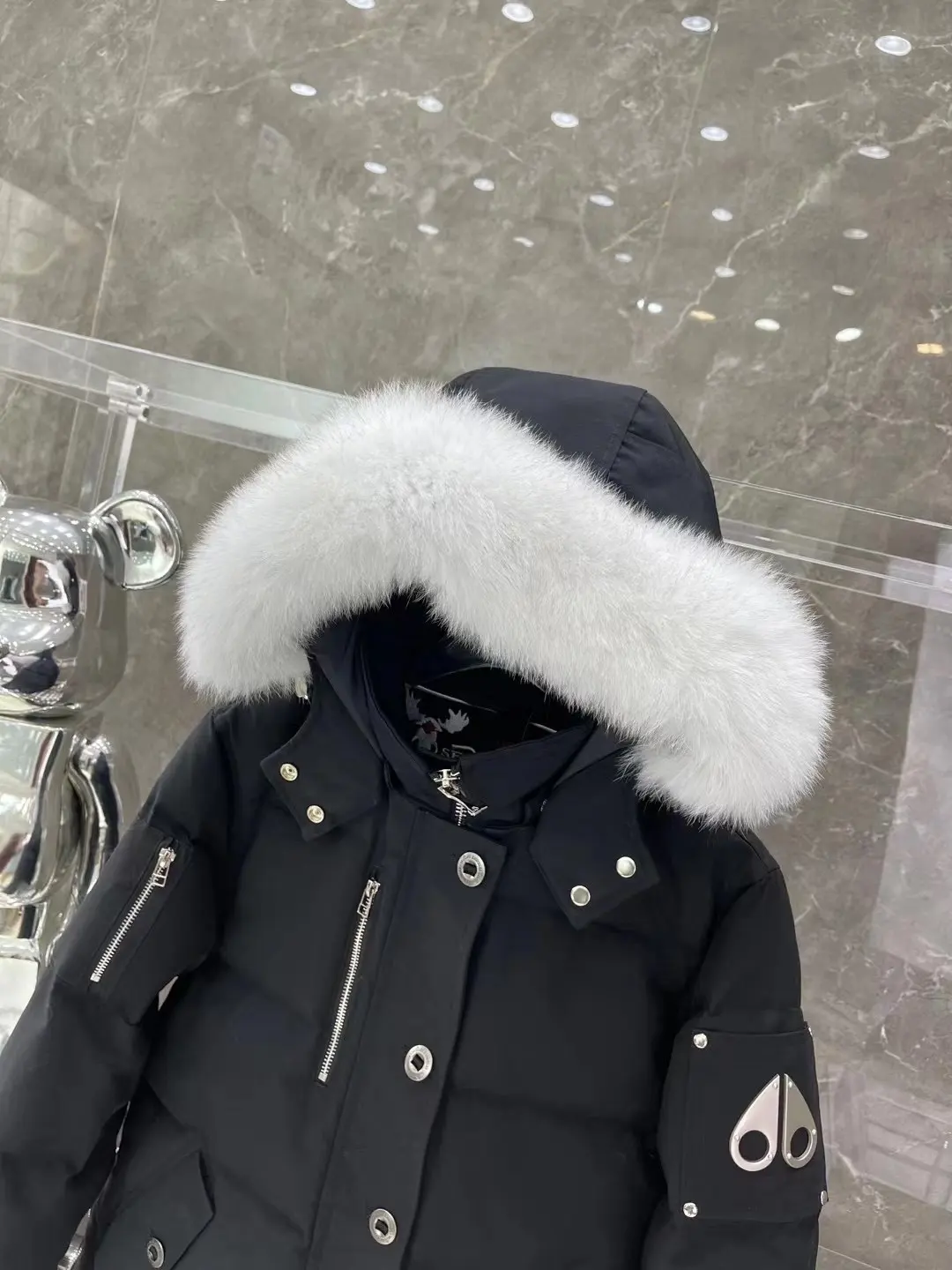 Moose Knuckles Fur-Trimmed Down Puffer Jacket D63020917 — view 2