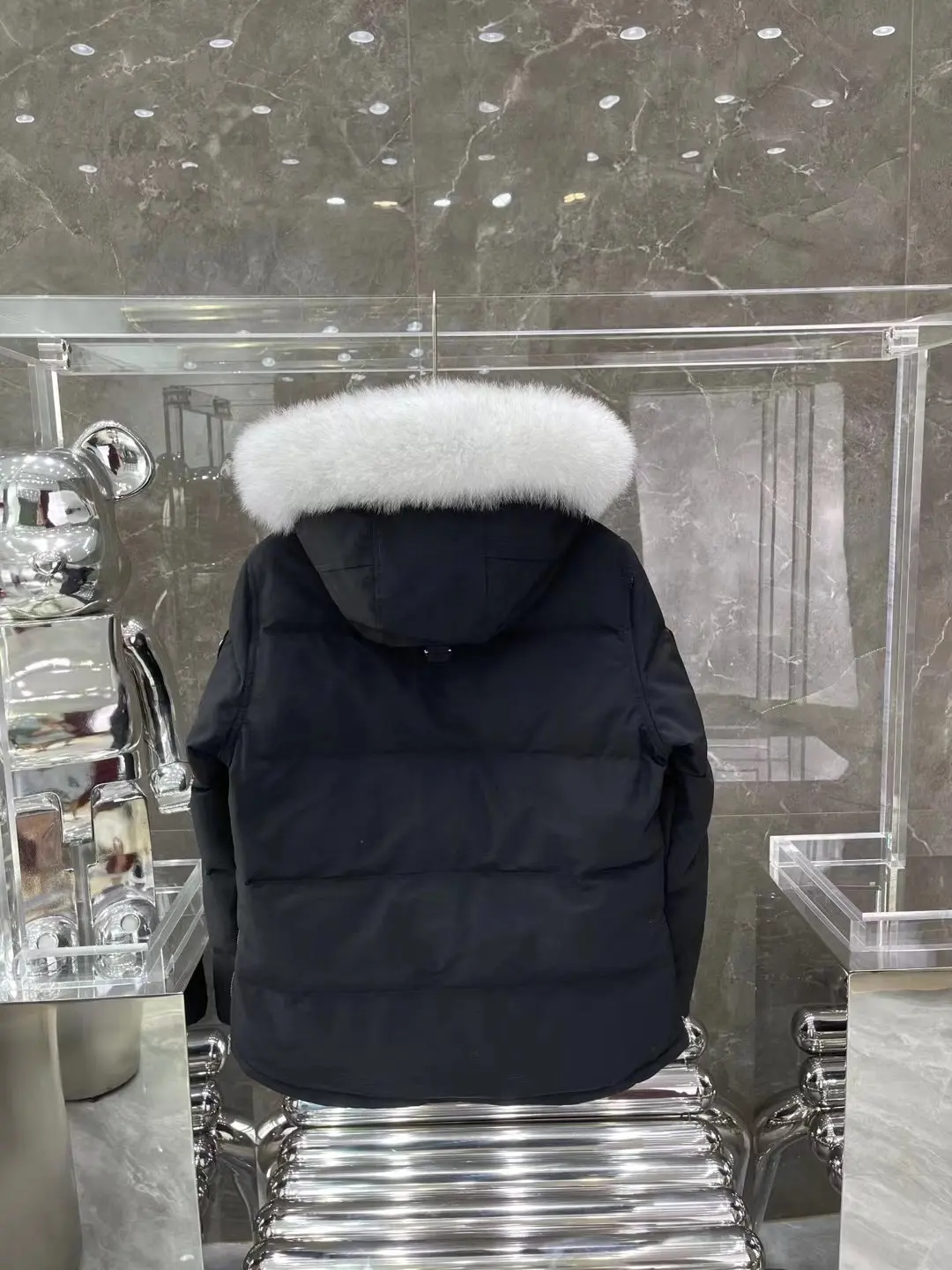 Moose Knuckles Fur-Trimmed Down Puffer Jacket D63020917 — view 9