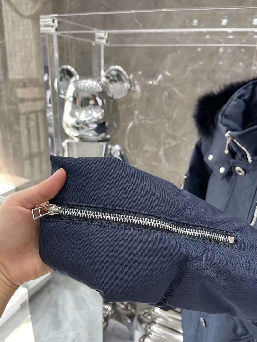 Moose Knuckles Fur-Trimmed Down Puffer Jacket D63020914 — view 5