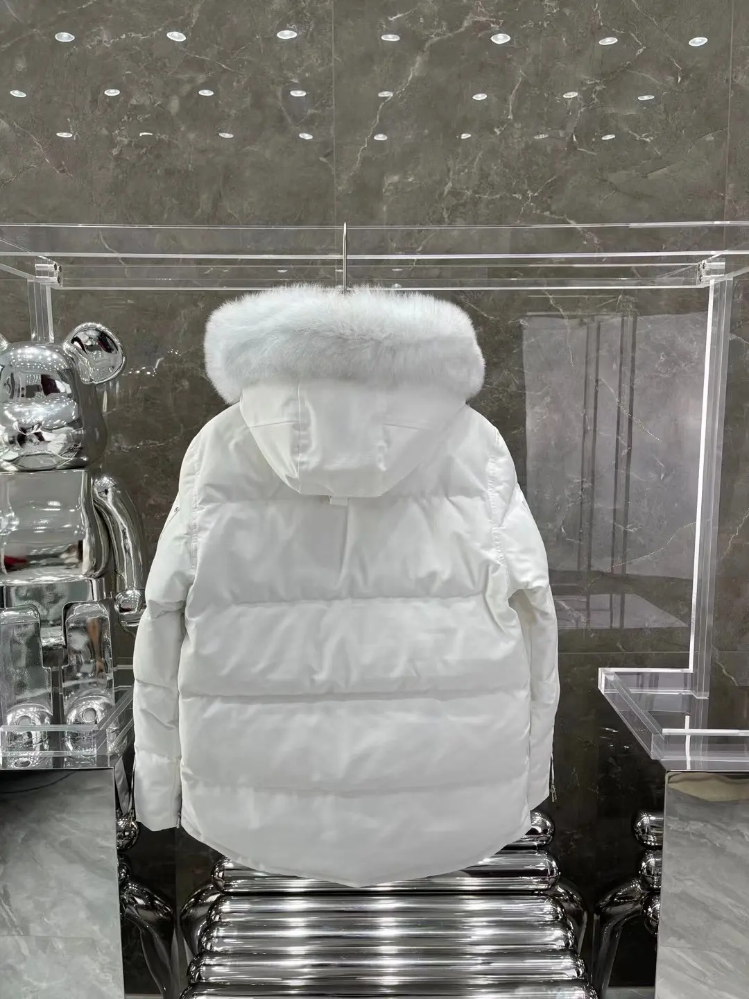 Moose Knuckles Fur-Trimmed Down Puffer Jacket D63020912 — view 6