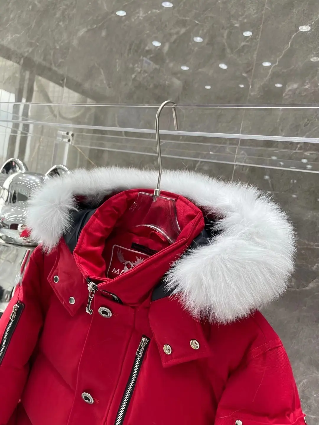 Fur-Trimmed Down-Filled Puffer Jacket D63020915 — view 3