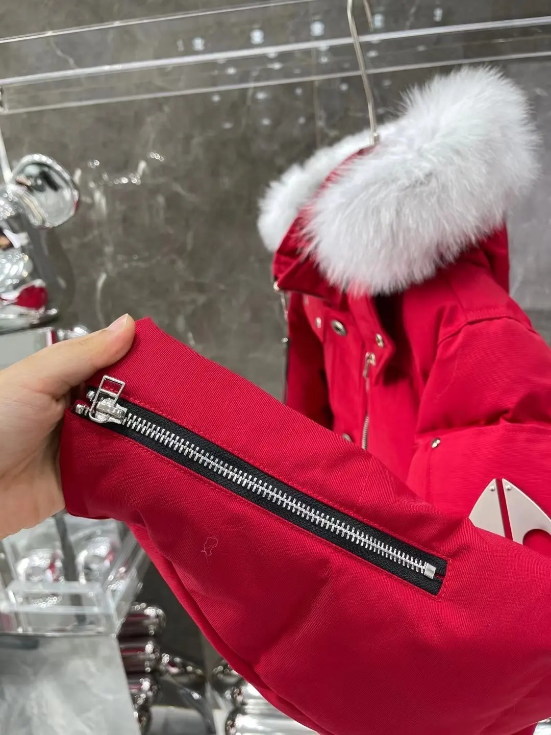 Fur-Trimmed Down-Filled Puffer Jacket D63020915 — view 6