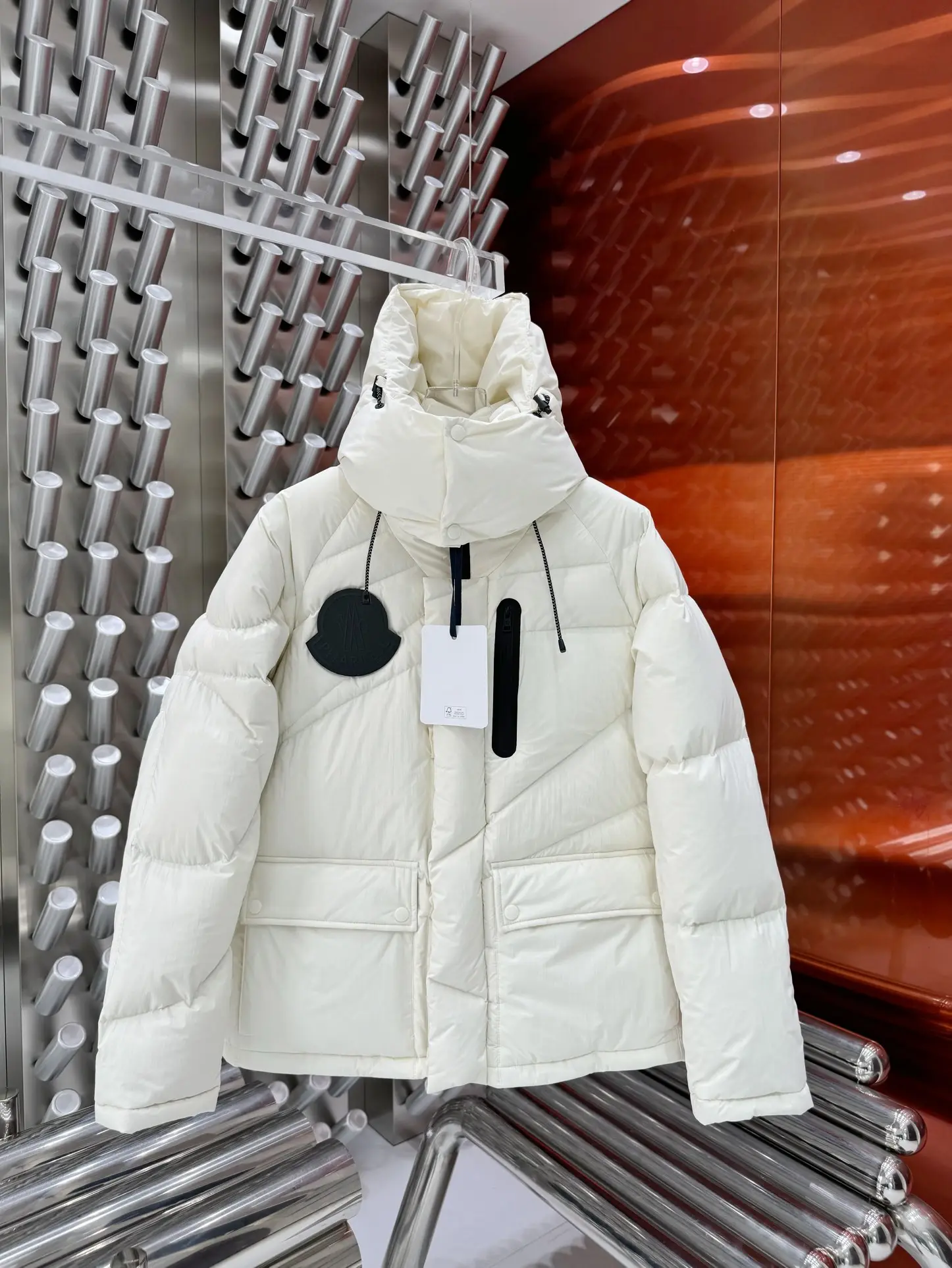 Hooded Down-Filled Puffer Jacket D65020876