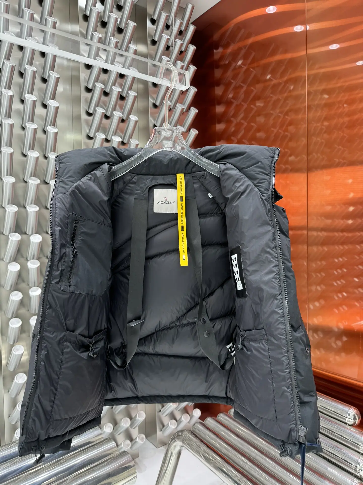 Moncler x Pharrell Williams Down-Filled Puffer Jacket D65020875 — view 8