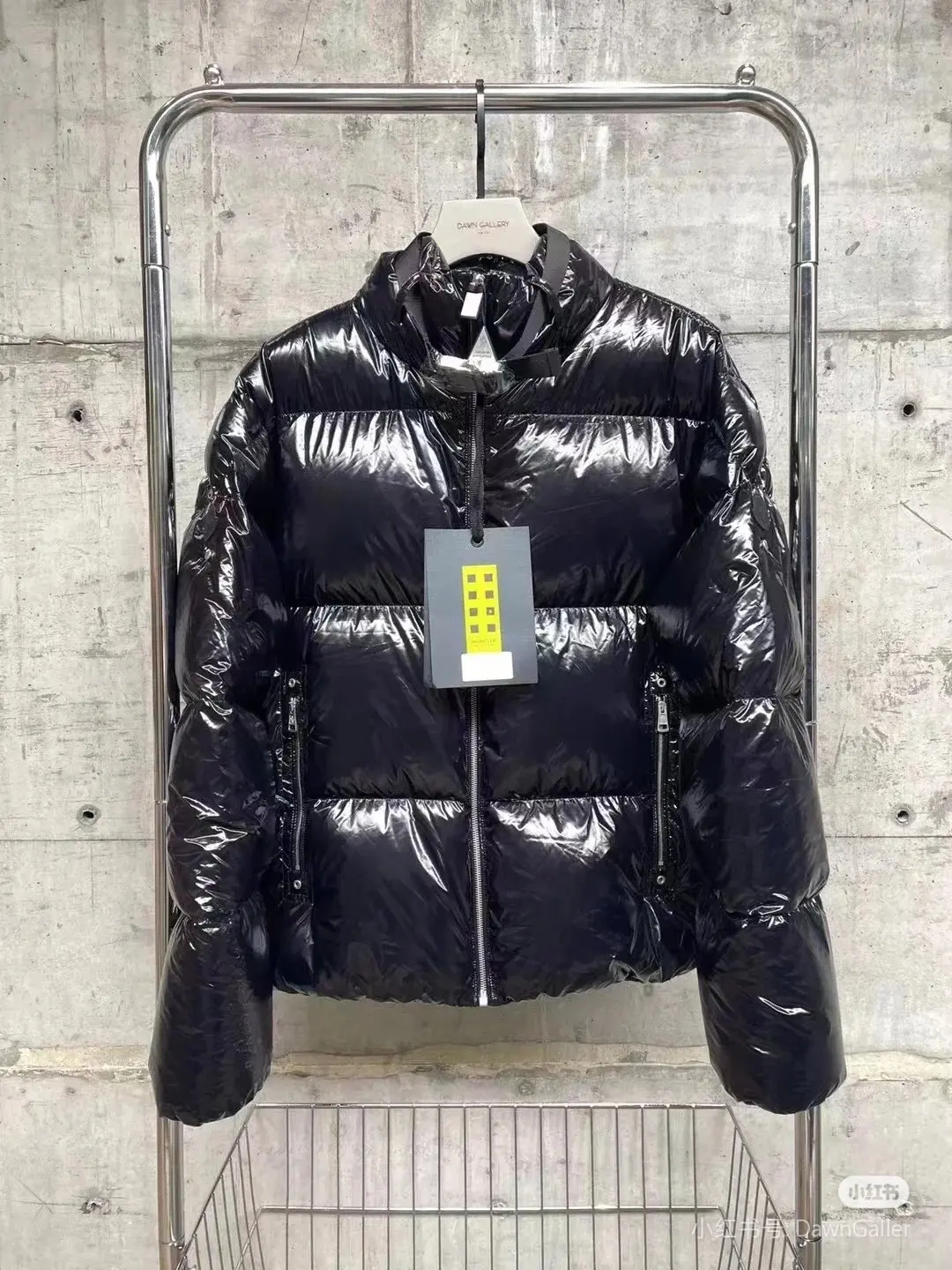 Moncler x 1017 ALYX 9SM Glossy Down Jacket D70020911