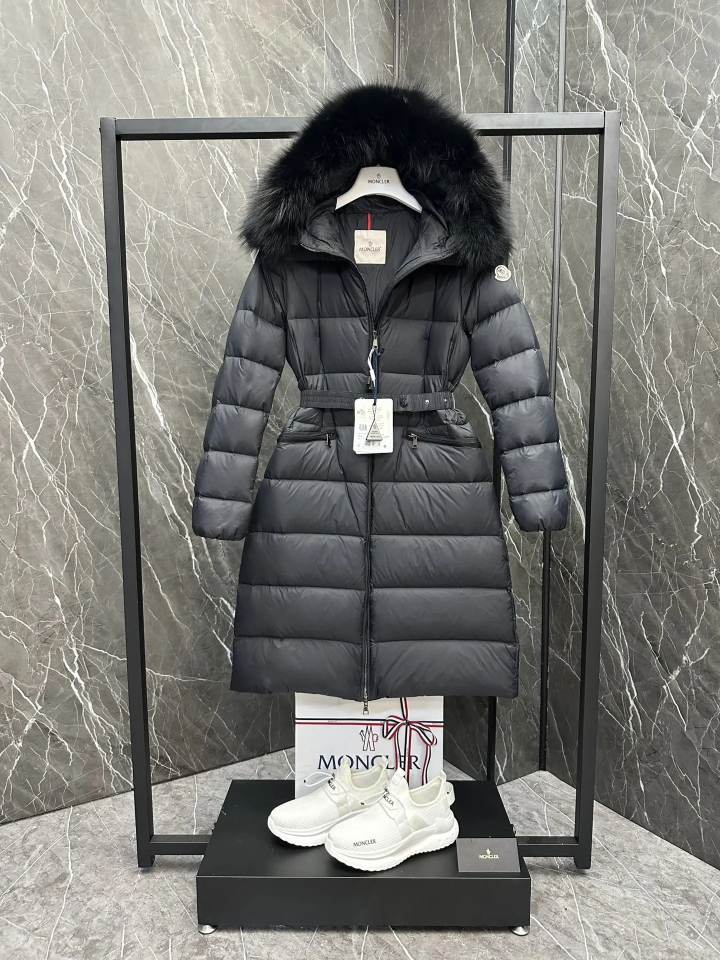 Boed Fur-Trimmed Belted Down Coat D70020893 — view 3