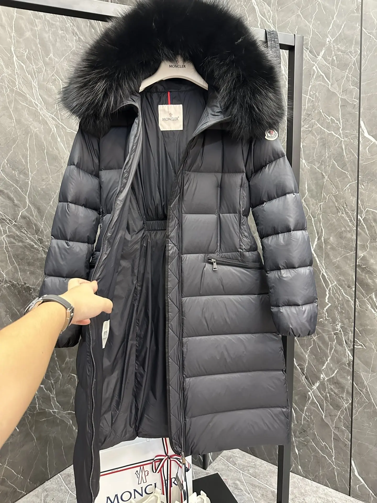 Boed Fur-Trimmed Belted Down Coat D70020893 — view 7
