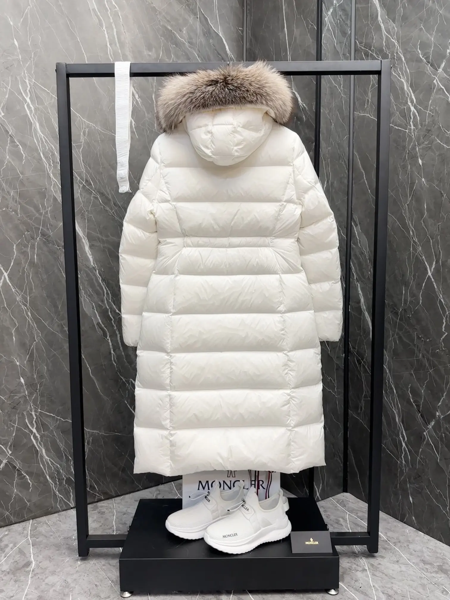 Moncler Boedic Fur-Trimmed Down Coat D70020894 — view 9