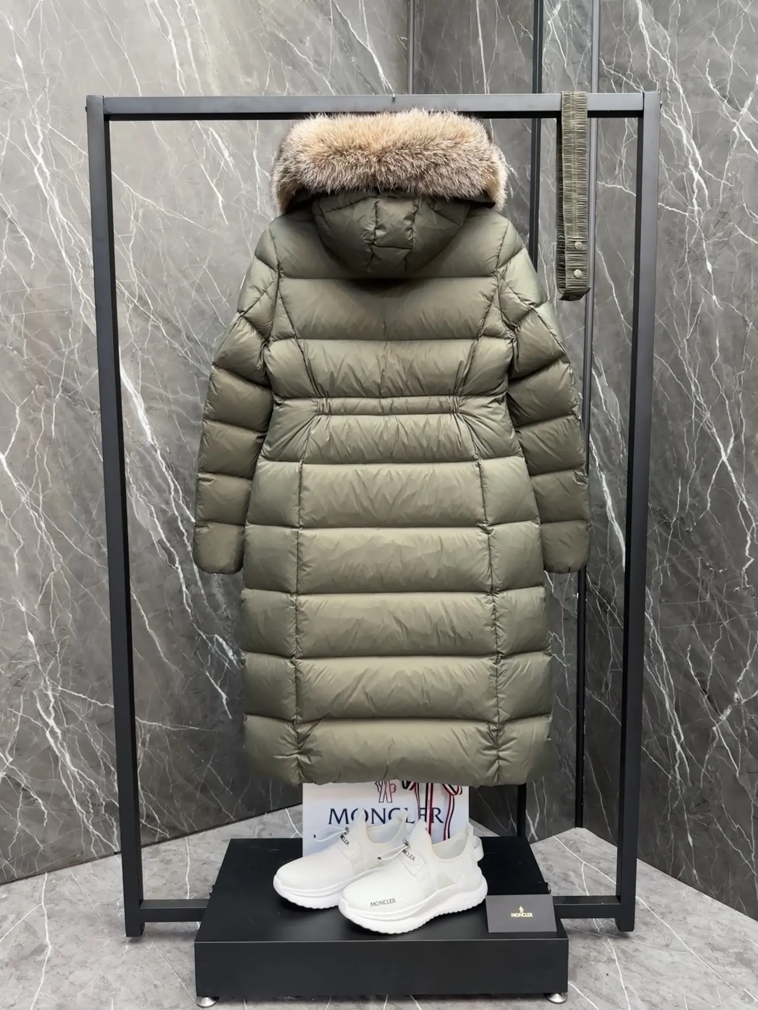 Moncler Boedic Fur-Trimmed Belted Down Coat D70020895 — view 9