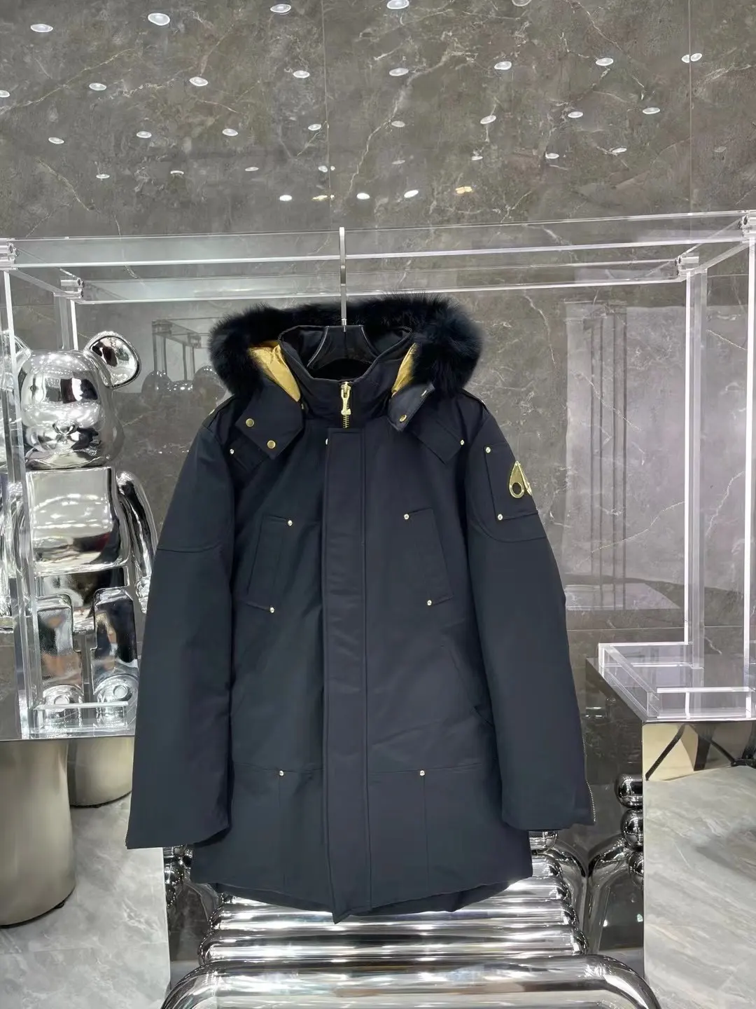 Moose Knuckles Fur-Trimmed Down Parka D73020919