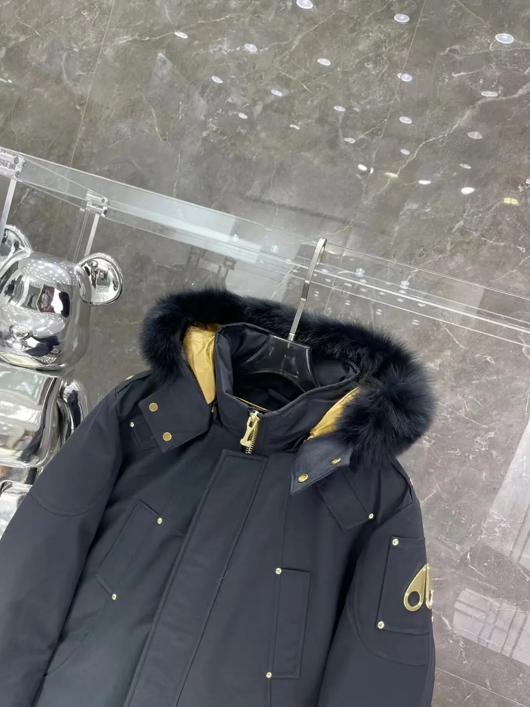 Moose Knuckles Fur-Trimmed Down Parka D73020919 — view 2
