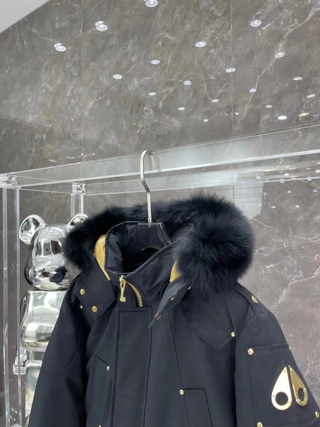 Moose Knuckles Fur-Trimmed Down Parka D73020919 — view 3