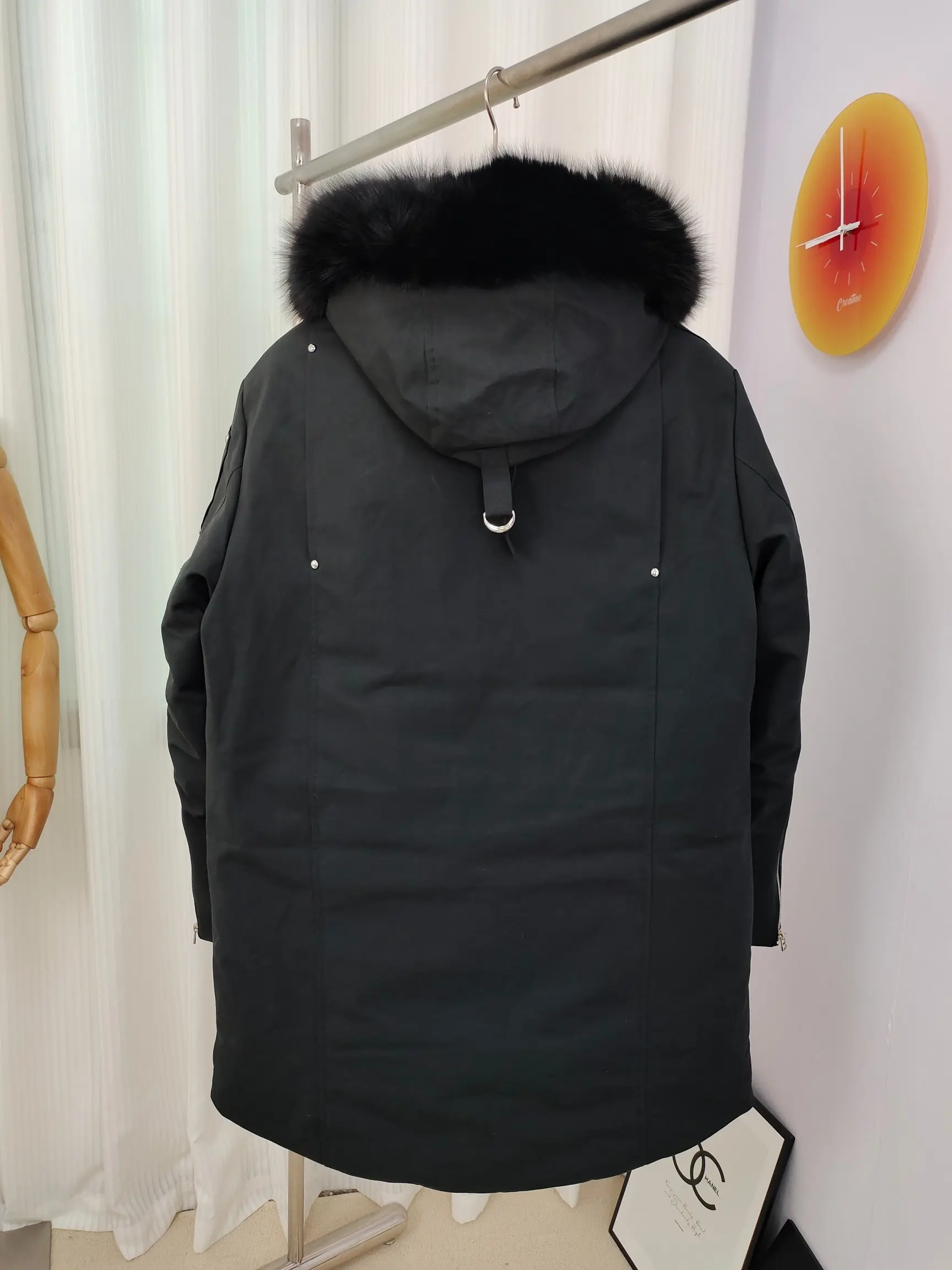 Moose Knuckles Fur-Trimmed Down Parka D73020918 — view 2