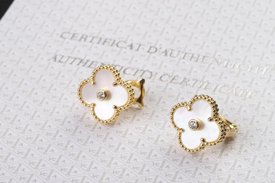 Alhambra-Style Clover Stud Earrings (Sterling Silver) D22016934 — view 2